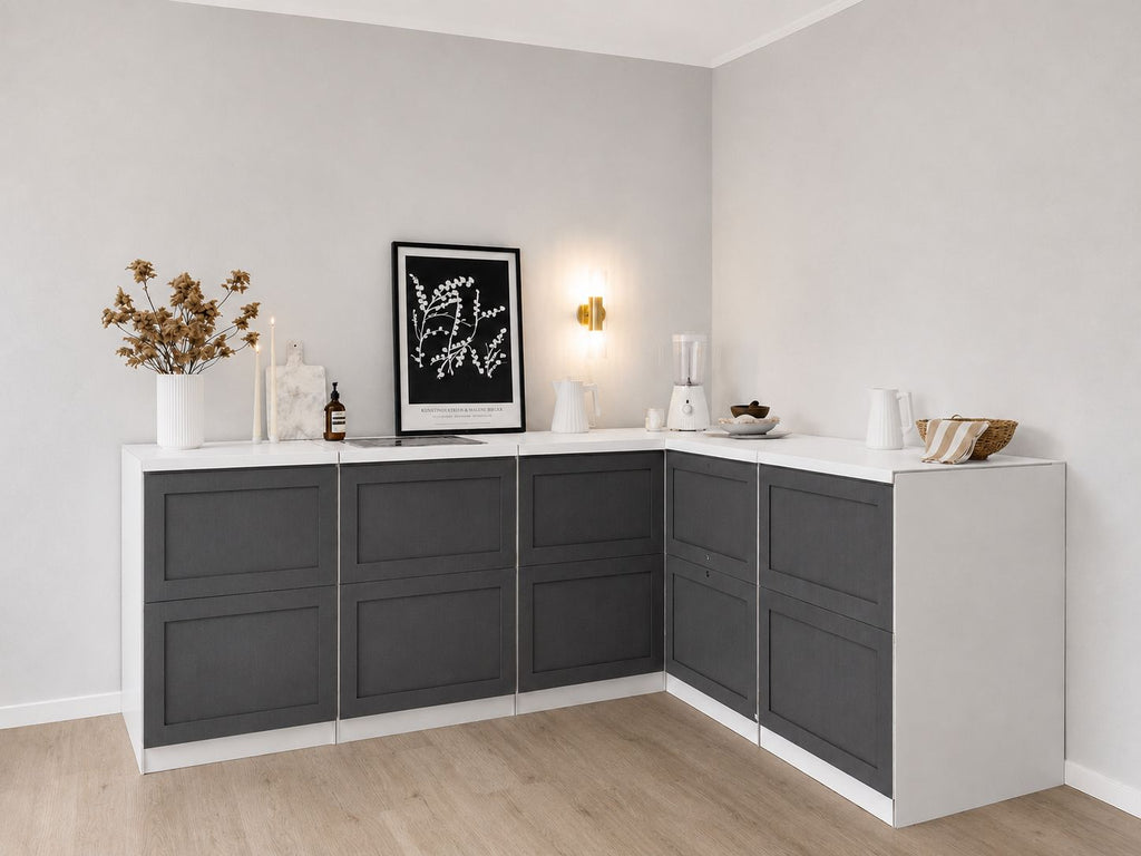 Papkøkken 240 × 180 cm i L-form i antracit til Home Staging