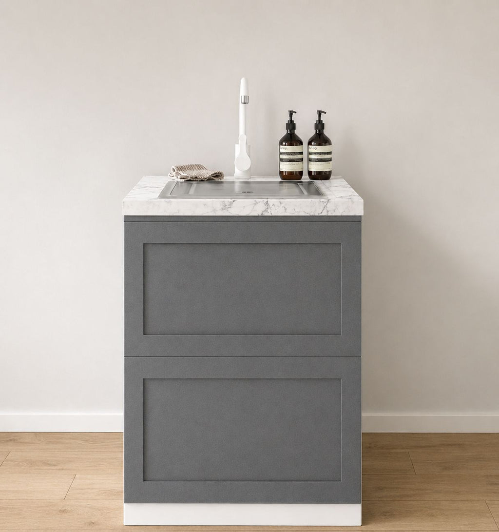 Køkkenmodul med vaskattrap og armatur til Home Staging